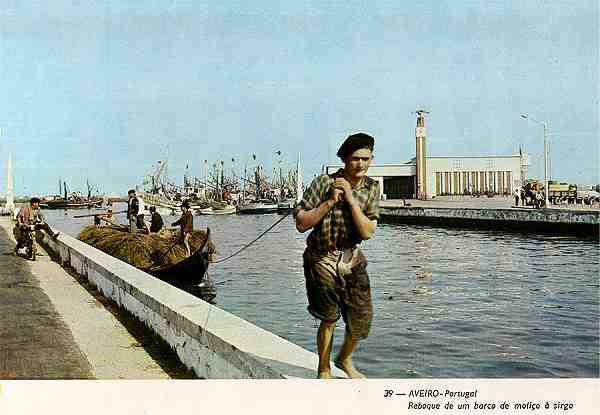 Postal editado pela Papelaria Avenida - n.� 39 - S/D - Dimens�es: 14,8x10,3 cm. Col. HJCO