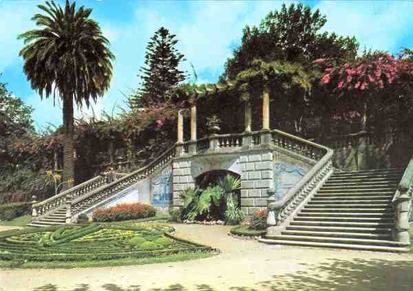 N.� 348 - Coleccion Perla - S/D - Dimens�es: 14,8x10,4 cm. - Col. M. F. Silva