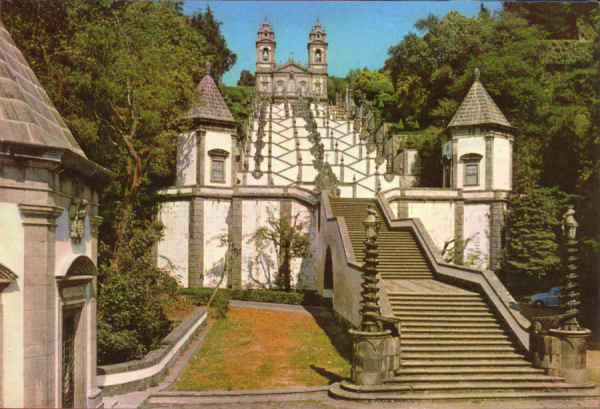 N.� 1 - Bom Jesus - Braga. Templo e escadaria - Ed. da Confraria do Bom Jesus do Monte, Braga - SD - Dim. 149x102 mm - Col. �nio Semedo 