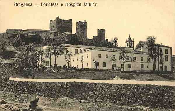 S/N - Bragan�a-Fortaleza e Hospital Militar - Edi��o de Adriano Rodrigues, Bragan�a - S/D - Dimens�es: 13,7x8,7 cm. - Col. Aur�lio Dinis Marta.
