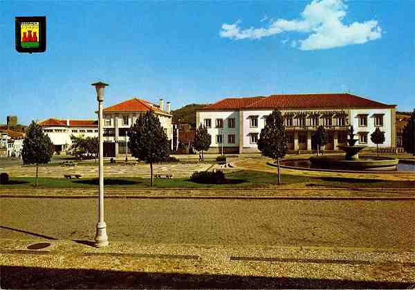 N.� 355 - Bragan�a: Pra�a Professor Cavaleiro Ferreira - Edi��o Lifer, Porto (Ediciones Piqu� Barcelona) - S/D - Dimens�es: 14,8x10,5 cm. - Col. Manuel B�ia.