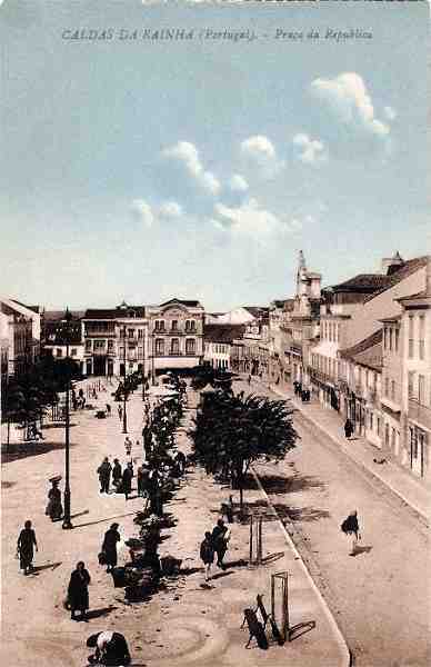 S/N - Caldas da Rainha: Pra�a da Rep�blica - Edi��o Jos� da Silva Dias (1919) - Dimens�es: 13,9x9 cm. - Col. Miguel Chaby.