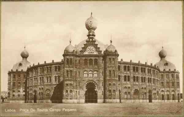 S/N - Lisboa. Pra�a De Touros Campo Pequeno - Sem Editor - S/D - Dimens�es: 13,5x8,5 cm (bordo dourado) - Col. Aur�lio Dinis Marta.