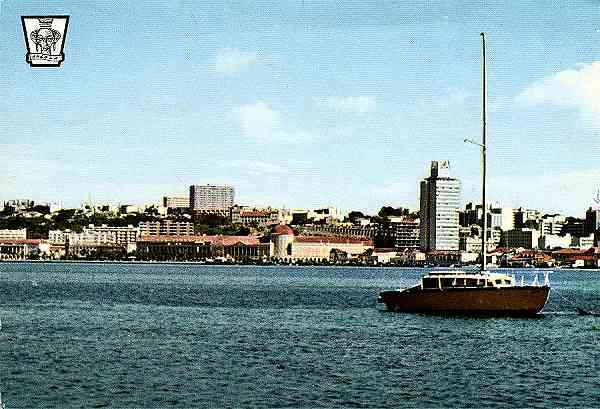 N.� 113 - Luanda Vista da Ba�a - Edi��o Imcorel - S/D - Dimens�es:  14,9x10,3 cm. - Col. Jos� Guiomar (1972).