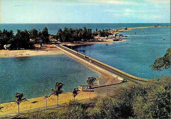 S/N - LUANDA Ponte da Ilha - Edi��o Lello-Angola - S/D - Dimens�es: 15x10,5 cm. - Col. Manuel B�ia (1970).