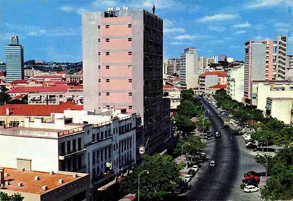 S/N - LUANDA Av. dos Restauradores de Angola - Edi��o Elmar, Luanda - S/D - Dimens�es: 15x10,3 cm. - Col. Manuel B�ia (1970)