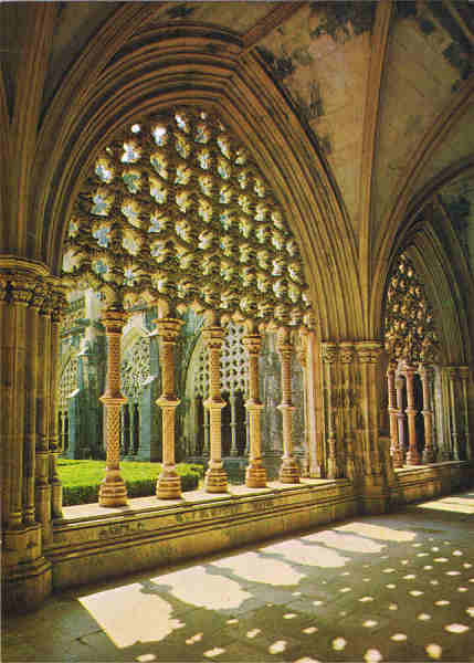 N.� 284 - BATALHA (Portugal) Mosteiro - Claustro Real (Arcada Manuelina) - Ed. Colec��o D�LIA - S/D Dim: 10,5x15cm - Col. F�tima B�ia (1976)