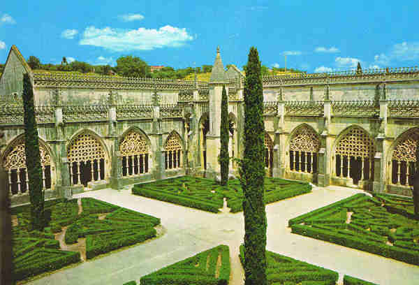 N.� 286 - BATALHA (Portugal) Mosteiro - Jardim e Claustro Real - Ed. Colec��o D�LIA - S/D Dim: 15x10,5cm - Col. F�tima B�ia (1976)