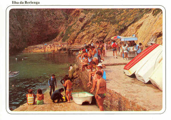 N.� 3476 - PENICHE Portugal Ilha da Berlenga e a Praia - RAN Tel. 670192 - 661514 -  S/D - Dimens�es: 15x10,5 cm. - Col. Manuel B�ia.