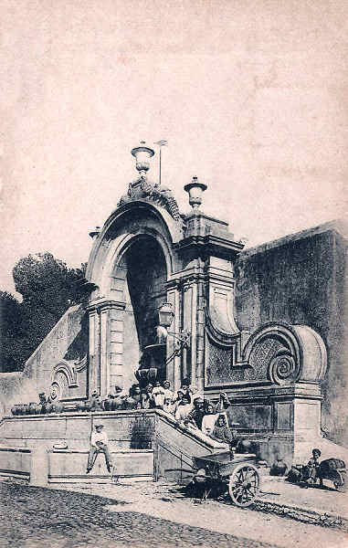 S/N - Portugal Caldas da Rainha Chafariz das 5 Bicas - Editor Jos� da Silva Dias - Editado em 1912 - Dimens�es: 9x14 cm. - Col. Miguel Chaby