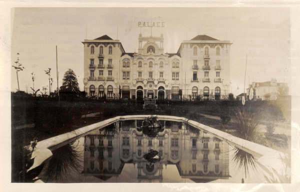 SN - PALACE - Editor n�o referenciado - Dim. 13,8x8,7cm - Circul. 9-1929 - col. A. Sim�es (202-2).