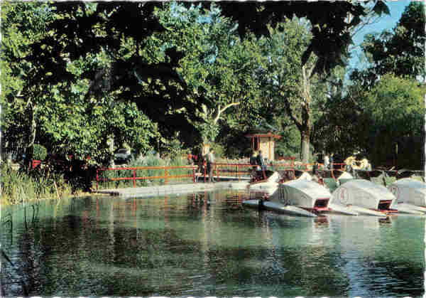 N� 553 - CURIA - O lago - Ed. Portugal Tur�stico - 14,8x10,3 cm. - Col. A. Sim�es 1027.