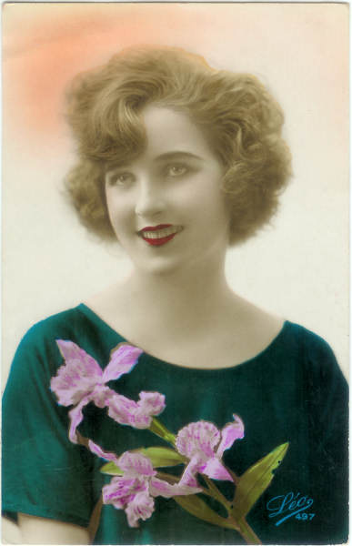 N� 497 - Fabrication Francaise - SD - Circulado em 1927 - Dim. 13,5x8,7 cm - Col. M. Soares Lopes