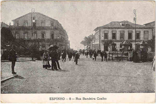 N� 8 - ESPINHO - Rua Bandeira Coelho - Edi��o da Tabacaria Rodrigues, Porto - SD - Dim. 9,3x14 cm. - Col. Jaime da Silva (Circulado em 1920).