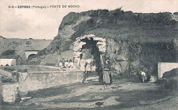 N� 8 B - Portugal. Espinho. Fonte do Mocho - Editor A.F.Porto, 1915 - Dim. 14x9 cm - Col.Miguel Chaby