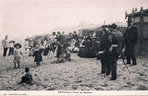 N.� 132 - Portugal. Espinho. Praia de banhos - Editor Emilio Biel - Dim.  14x9 cm. - Col. M. Chaby