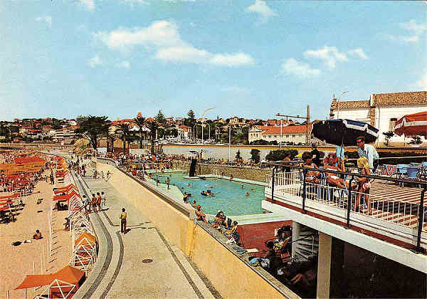 N.� 825 - Estoril - Ed. Centro de Caridade N.� S.� do Perp�tuo Socorro - Dimens�es 15x10,5 cm. - Col. M�rio F. Silva.