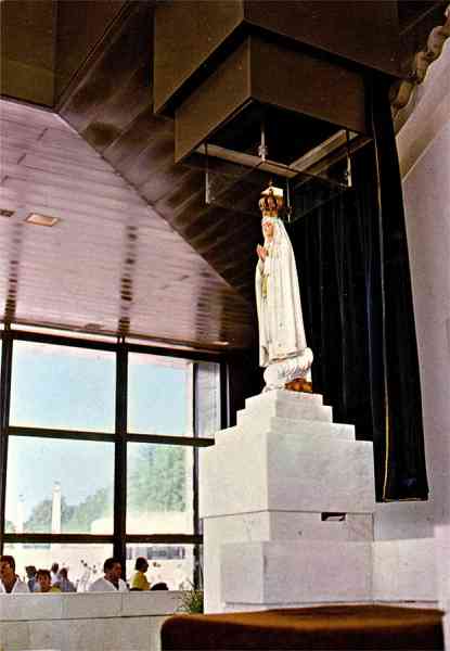 N.� 453 - F�TIMA Nossa Senhora na Capelinha - Edi��o ? - S/D - Dimens�es: 10,2x14,9 cm. - Col. Manuel B�ia.