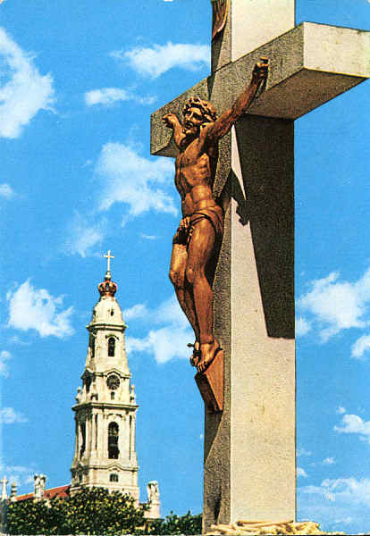 N.� 415 - F�TIMA (Portugal) Via Sacra em F�tima - Edi��o Centro de Caridade "Nossa Senhora do Perp�tuo Socorro" - Porto - Fotografia cedida pelo Rev� Pe. Ant�nio Mendes - S/D - Dimens�es: 10,4x14,9 cm. - Col. Manuel e F�tima B�ia.