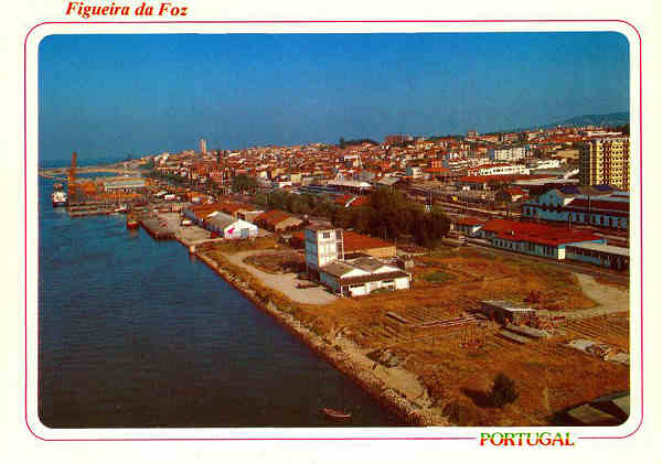 N.� 3458 - FIGUEIRA DA FOZ-Portugal Panor�mica da cidade - Edi��o �NCORA Tel. 670192-661514 - S/D - Dimens�es: 15x10,5cm. - Col. HJCO