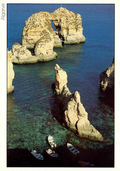 Alg. 41- Portugal LAGOS Ponta da Piedade - Edi��o SoFOTO Tel.2851505 Cascais Portugal - Foto Nuno Campos - S/D - Dimens�es: 10,3x14,7 cm. - Col. Gra�a Maia