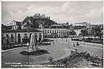 N.� 10 - LEIRIA-Largo 5 de Outubro. Monumento aos Mortos da Guerra - Editor n�o mencionado - S/D - Dimens�es:14x9 cm. - Col. R. Gaspar.