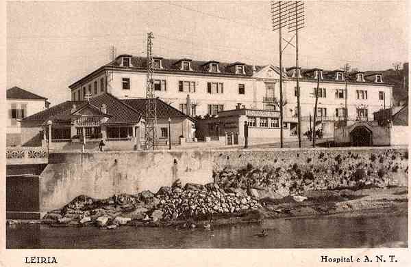 S/N - LEIRIA-Hospital e A. N. T. - Editor: Livraria Acad�mica, Leiria - S/D - Dimens�es: 14x10 cm. - Col. R. Gaspar.