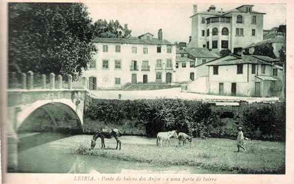 S/N - LEIRIA-Ponte do Bairro dos Anjos - e uma parte do bairro - Editor n�o indicado [Union Postale Internationelle] - Dimens�es: 14x9 cm. - Col. R. Gaspar.