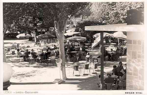 S/N - LEIRIA-Portugal Jardim-Esplanada - Editor Vital - S/D - Dimens�es: 14x9 cm. - Col. R. Gaspar.