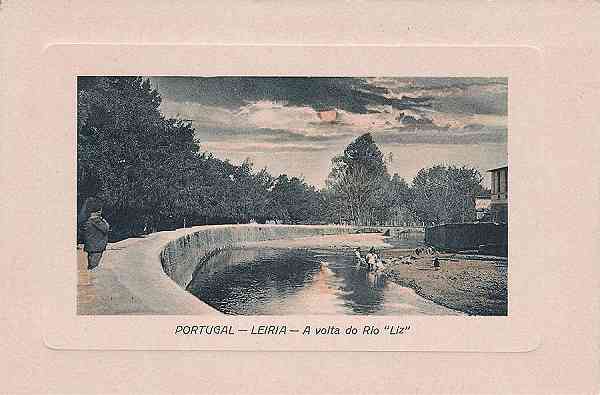 S/S - Portugal-Leiria A volta do rio Liz - Editor Alberto Malva, 1915 - Dimens�es: 13,8x9,2 cm. - Col. Miguel Chaby
