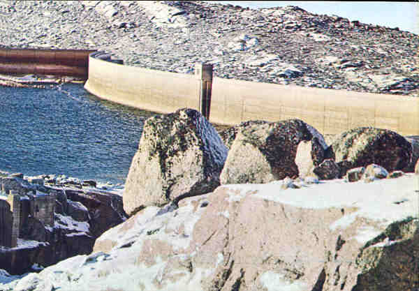 Ref 1114 - SERRA DA ESTELA. Lagoa Comprida - Edi��es ANCORA, Lisboa - SD - 14,8x10,4 cm - Col. A. Monge da Silva (1975)