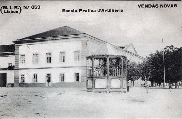 N.� 653 - Escola Pratica d'Artilharia - Edi��o M.I.R., Lisboa - Dim. 136x89 mm - Col. A. Monge da Silva