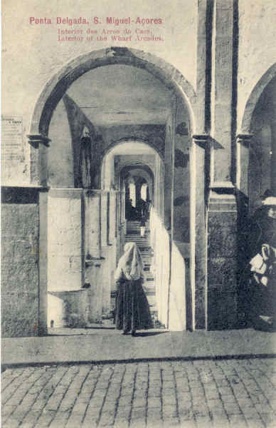 SN-S�O MIGUEL, Ponta Delgada, Arcos do Caes, interior - Edi��o Biscup & Stein, Hamburg - Dim. 13,8x8,8 cm - Col. A. Monge da Silva (cerca de 1908)