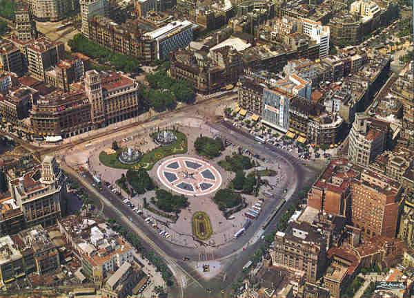 N� 429 - Barcelona. Pra�a da Catalunha (3) - Editor A.Zerkowitz, Barcelona - Adquirido em 1977 -Dim. 21,3x15,3 cm - Col. Am�lcar Monge da Silva