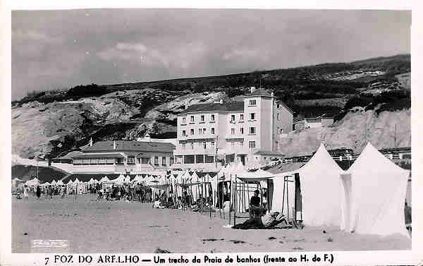 N� 7 - Portugal. Caldas da Rainha. Foz do Arelho - Um Trecho da Praia de banhos (frente ao H. do F.) - Editor Passaporte Loty - Editado em 1951 - Dim. 14x9 cm. - Col. M. Chaby