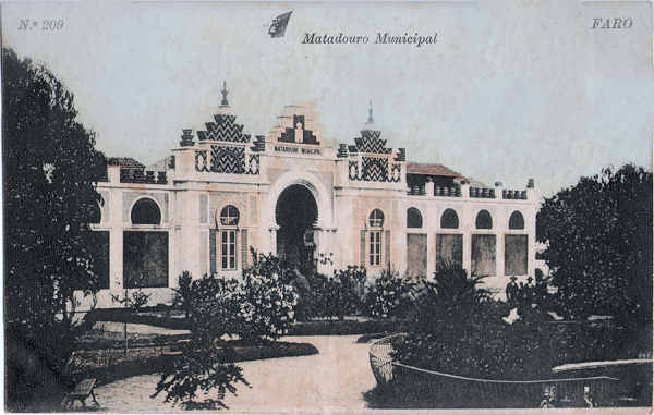 N� 209 - Matadouro Municipal (Hoje Biblioteca Municipal) - Edi��o de Alberto Malva, R.de S.Juli�o, 41, Lisboa - Dim. 139x87 mm - Col. A. Monge da Silva (cerca de 1905)