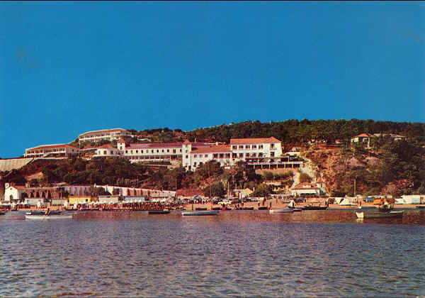 N� 108 - FOZ DO ARELHO. Col�nia de F�rias - Edi��o FNAT - Circulado em 1965 - Dim. 15x10,5 cm - Col. A. Monge da Silva