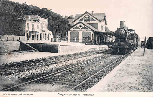 SN - Portugal. Granja (Vila Nova de Gaia) - Chegada do rapido - Editor Jos� Henrique Leite - Dim. 14x9 cm. - Col. M. Chaby