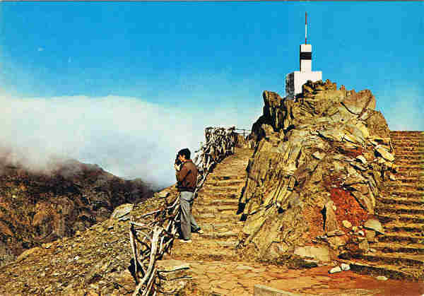 MAD. 192/52 - MADEIRA Pico do Arieiro (Alt.1861m) - Ed. Francisco Ribeiro - Rua Nova de S. Pedro, 27 telef. 23930 FUNCHAL - MADEIRA GM - SD - Dim. 14,7x10,2 cm. - Col. Manuel e F�tima B�ia (1975).