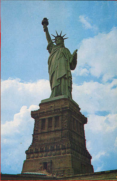 N�  91783 - Statue of Liberty (2) - Editor �Nesper�s Map & Guide�, New York - Dim. 13,8x8,9 cm - Col. A. Monge da Silva (cerca de 1960)