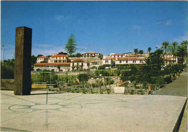 N� 783 - PORTO SANTO Um aspecto da vila - Ed. BERNARDINO V.G. CARV�O APARTAMENTOS PIORNAIS-BLOCO 9-3.� - FUNCHAL - SD - Dim. 14,9x10,4 cm - Col. Manuel B�ia (1988).