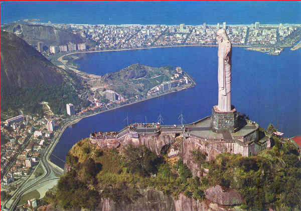 N� 67 - Vista a�rea do Corcovado - Dim. 14,8x10,4 cm - Editora Mercator, S Paulo - Circulado em 1971 - Col. A. Monge da Silva (1969)