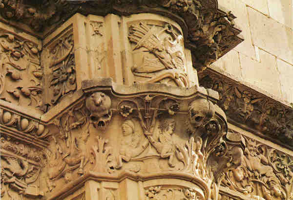 N� 117 - Salamanca. Fachada Universidad. Detalle de la rana - Ed. Arribas - Dim. 15x10,3 cm - Col. M�rio Silva