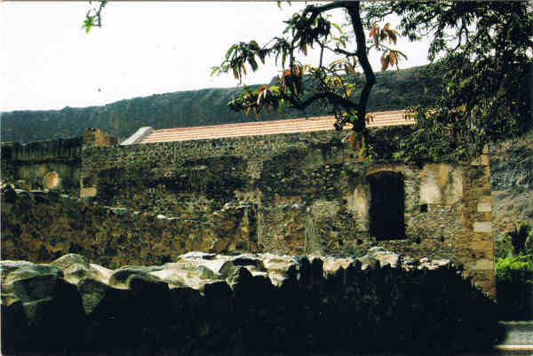 SN - CABO VERDE CIDADE VELHA - ILHA DE SANTIAGO. CONVENTO S�O FRANCISCO - S�c. XVII - Ed. an�nima - SD - Dim. 15x10,1cm - Col. Manuel B�ia (2011)