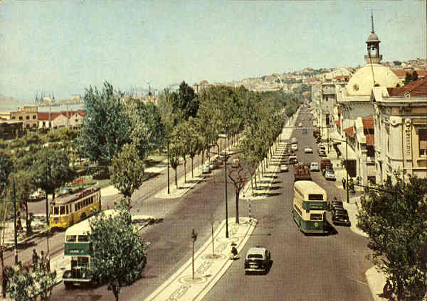 N� 361 - Lisboa. Avenida 24 de Julho - Ed. Torres, Fotografado por A. Torres - SD - Dim. 104x147 mm - Col. Gra�a Maia