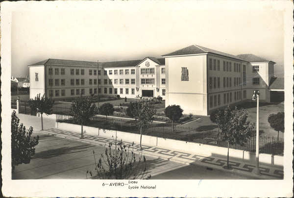 N� 6 - AVEIRO - Liceu Nacional - Ed. Comiss�o M. de Turismo de Aveiro - SD - Dim. 100x148 mm - Circulado em 29JAN1958 - Col. �nio Semedo