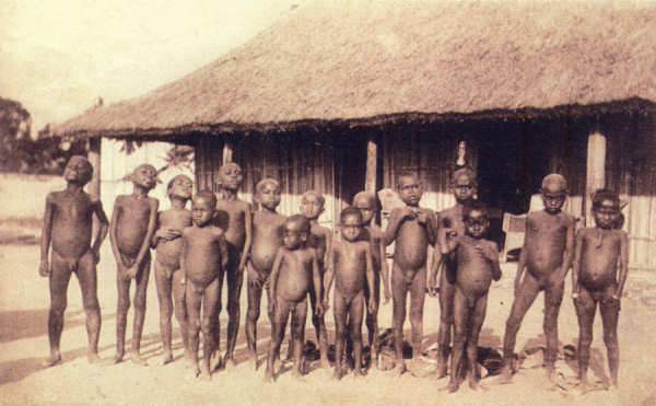 SN - Timor - Tipos e costumes - Edi��o da Miss�o -  SD - Dim. ??x?? cm - Col. Monge da Silva (Cerca de 1927)