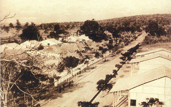 SN - Timor - Povoa��o comercial de Laut�m - Edi��o da Miss�o - SD - Dim. ??x?? cm - Col. Monge da Silva (Cerca de 1927)