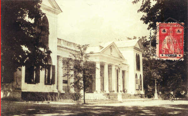 SN - Timor Portugu�s - A C�mara Municipal de Dili - Edi��o da Miss�o - SD - Dim. ??x?? cm - Col. Monge da Silva (Cerca de 1927)