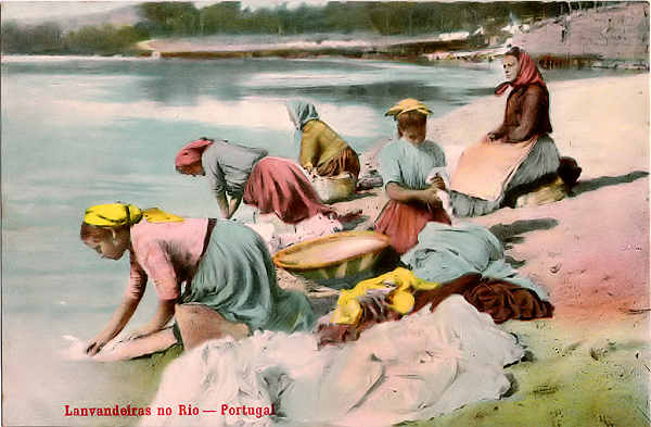 N� 1135 - Lavadeiras no Rio, Portugal - Edi��o Costa, R. do Ouro 295, Lisboa - Dim. 139x91 mm - Col. A. Monge da Silva (c. 1910)